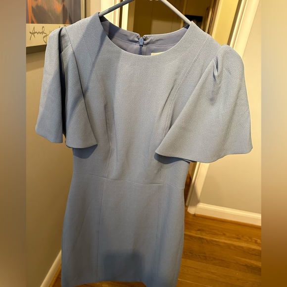 Flutter Sleeve Crepe Sheath Dress - Picture 10 of 11